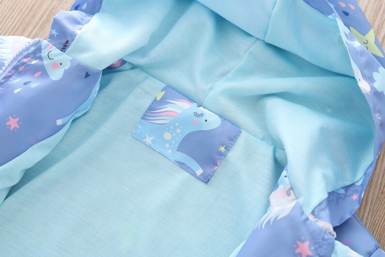 Söt regnbåge unicorn jacka vindjacka för tjejer 2-8 år barnjacka vår - sommar barnkläder trenchcoat barn
