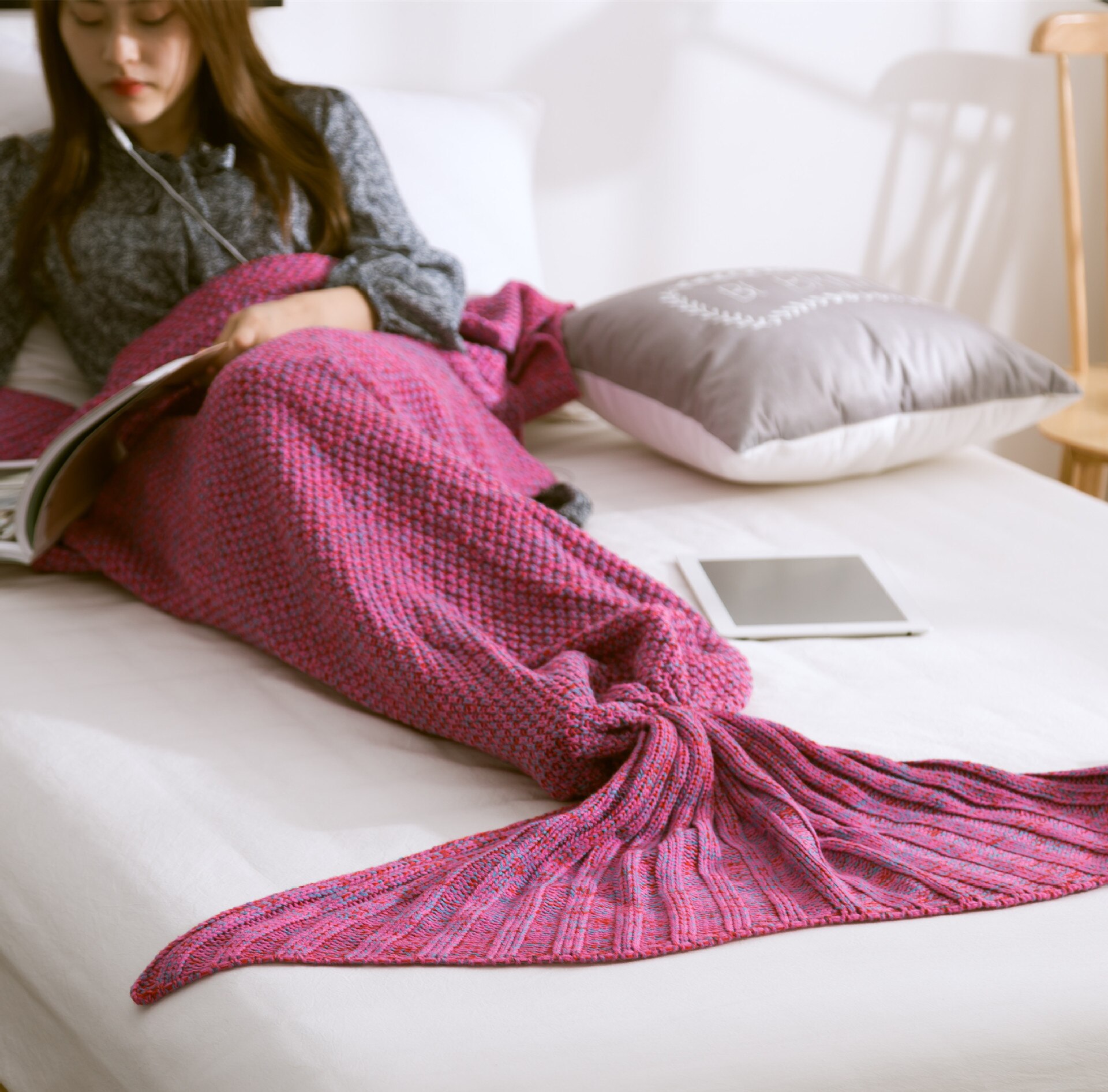 Manta de cola de sirena hilo de punto de ganchillo hecho a mano Memaid manta de los niños a la cama de Super sueño reparador cama: rose red / 80x180cm