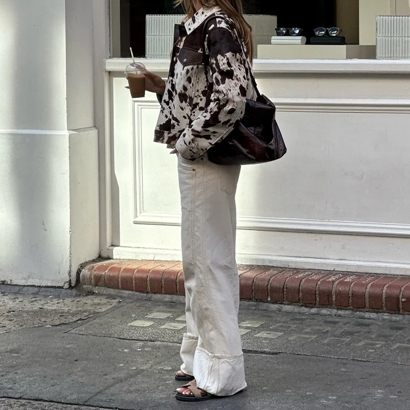 Vintage trykt damejakke med trykknapper, cropped niche, lange ærmer, flaplommer, kort frakke, elegant dameovertøj