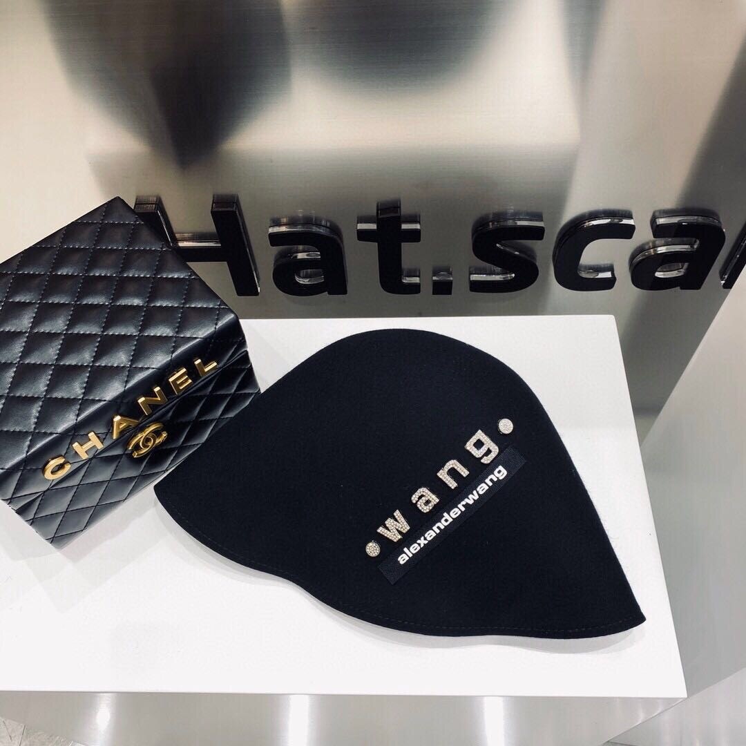 Mode Diamant Vrouwen Hoeden Nette Rand Winter Emmer Cloche Hoed Vilt Cone Kap Hoedenzaak Fascinators Block Base 100% Wol