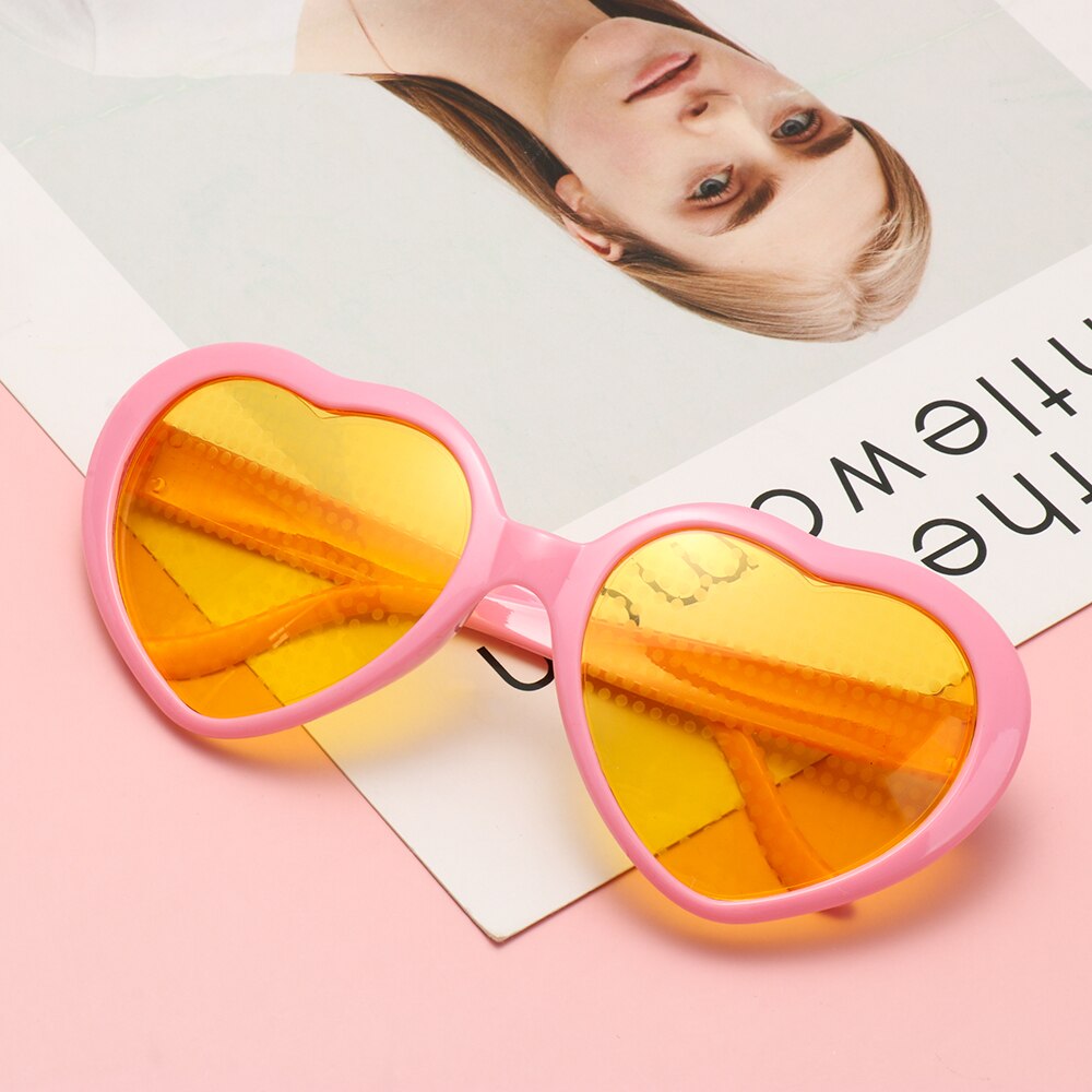 Love Heart Shaped Effects Glasses Watch The Lights Change to Heart Shape At Night Diffraction Women Sunglasses