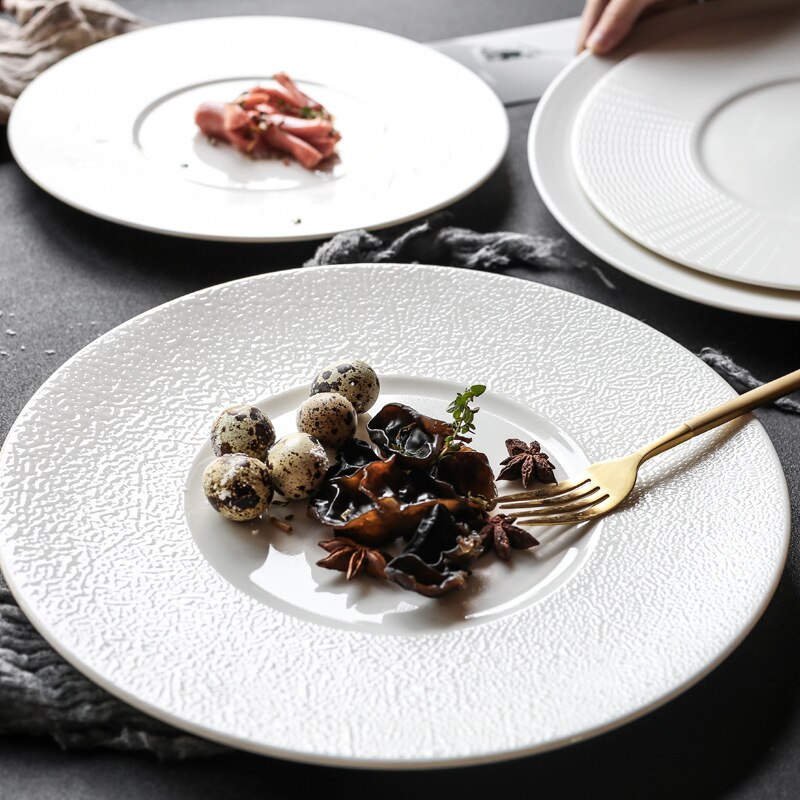 12 Inch White Ceramic Western Food Steak Salad Flat Plate Round Thread Dessert Fruit Breakfast Plate Exquisite Kitchen Tableware