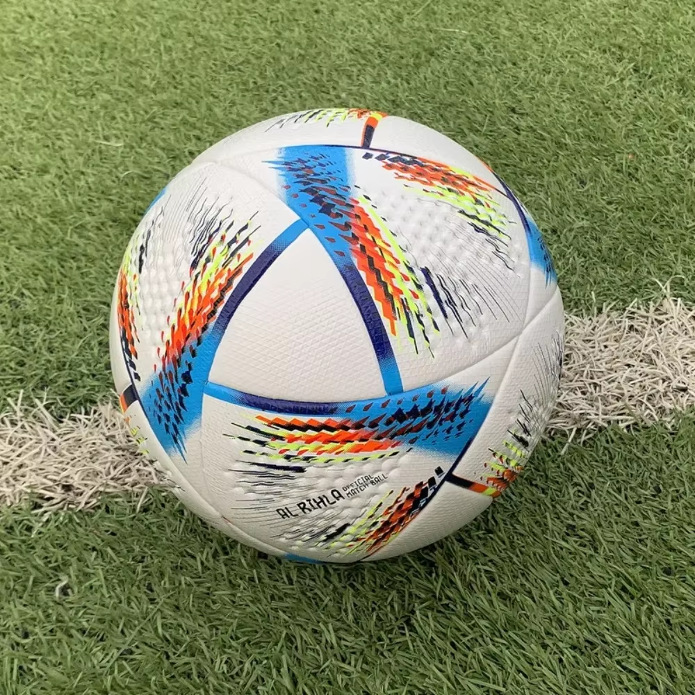 2022 Voetbal van , officiële maat 5, PU-materiaal, naadloos, slijtvast, wedstrijdtraining, voetbal, Futbol Voetbal Bola: WHITE