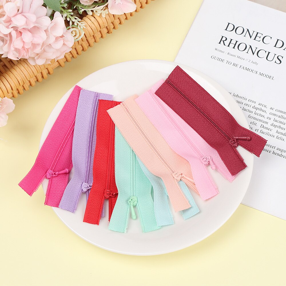 5Pcs/set Mini Doll Zippers Handmade Sewing Dolls Clothes Scrapbooking Garment Applique Zipper DIY Clothing Material Accessories