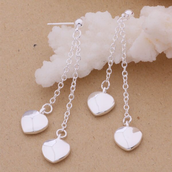 Schöne Schmuck-Set Silber Ohrringe & Halskette Herzform -Set Für Frauen AT061