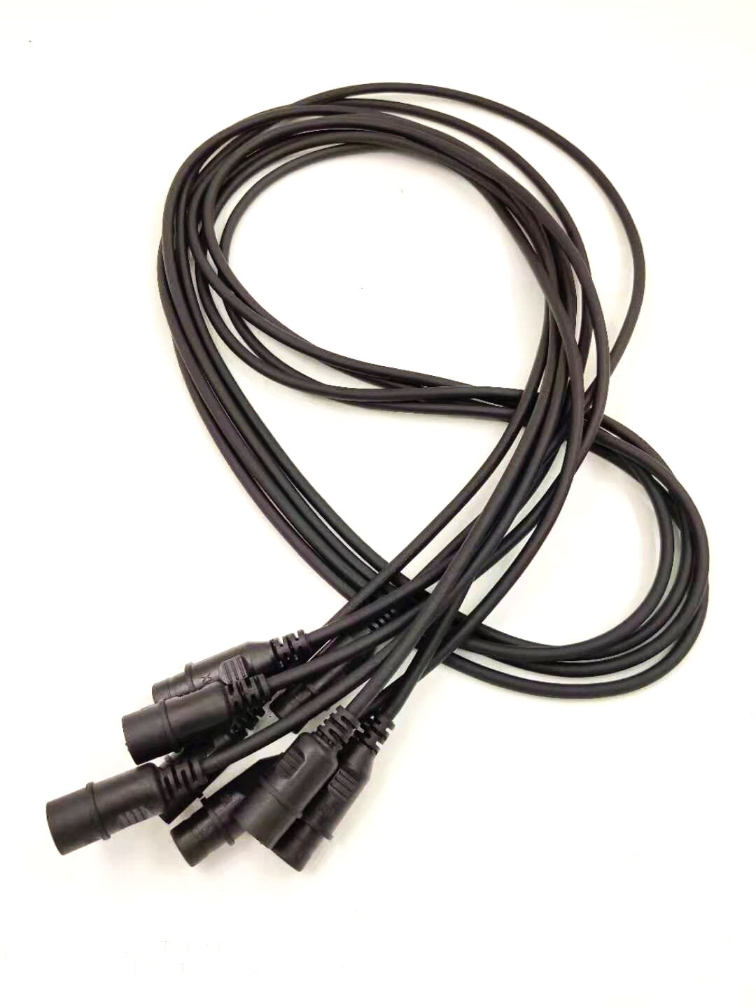 Console de contrôle DMX 192, équipement de scène 512, éclairage de scène avec tête mobile LED Par contrôle pour DJ: 10PCS Signal line / Ua Plug