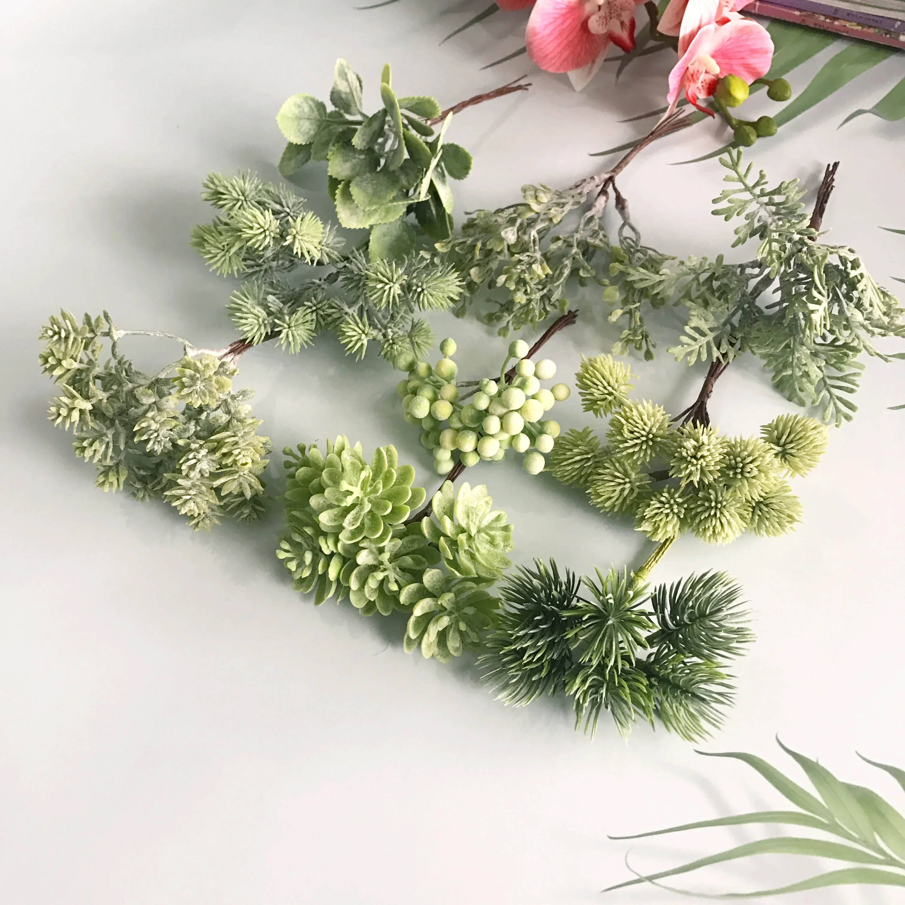 6 stücke/10 stücke Grün Kunststoff kiefer kegel vasen für Heimat Dekor hochzeit dekorative blumen kränze weihnachten Handwerk künstliche pflanzen