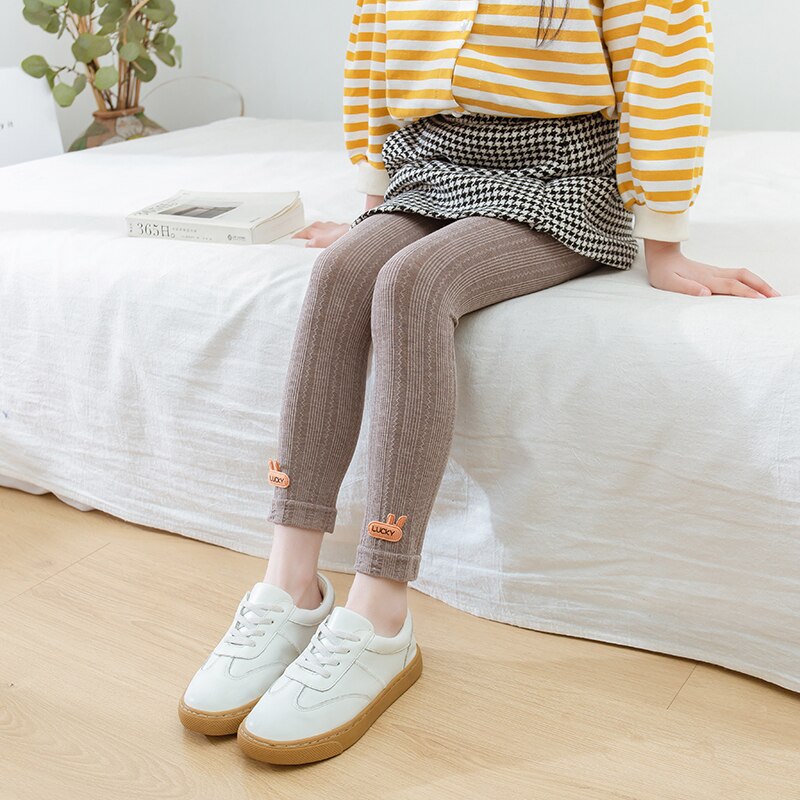 Pantaloni da bambina a forma di coniglio con bordo ondulato pantaloni autunnali elasticizzati primavera autunno leggings traspiranti in cotone sottile per bambini