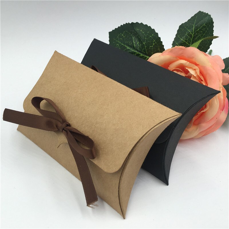 Naturlig brun svart kraftboks 10 x 8 x 2cm pute papirboks 30 stk/lott for smykker godteri kake bære pakking oppbevaringsbokser