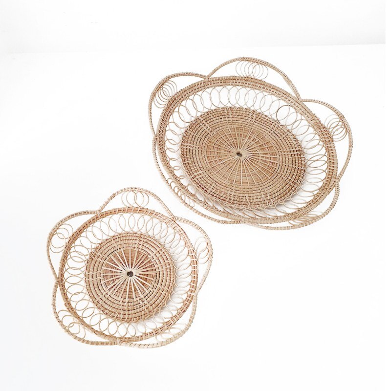 Hand-Woven Round Rattan Tray Fruit Snacks Storage Basket Organizer with Handle Autumn woven storage tray snack fruit tray