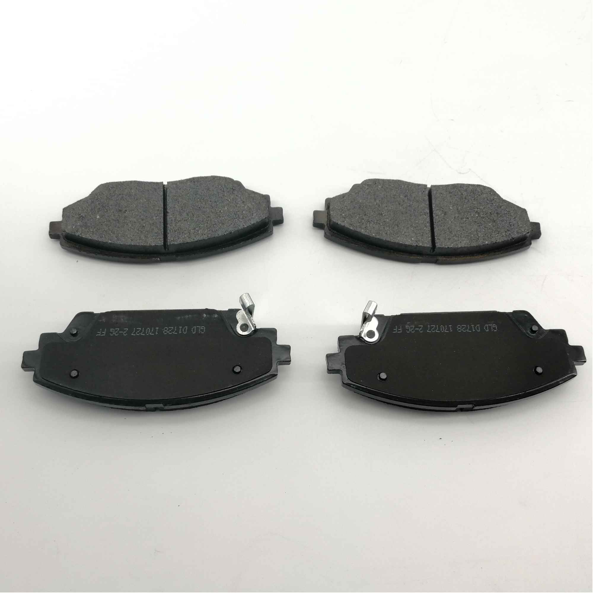 4piece/set Car Brake Pads Front D1728 FOR MAZDA 3