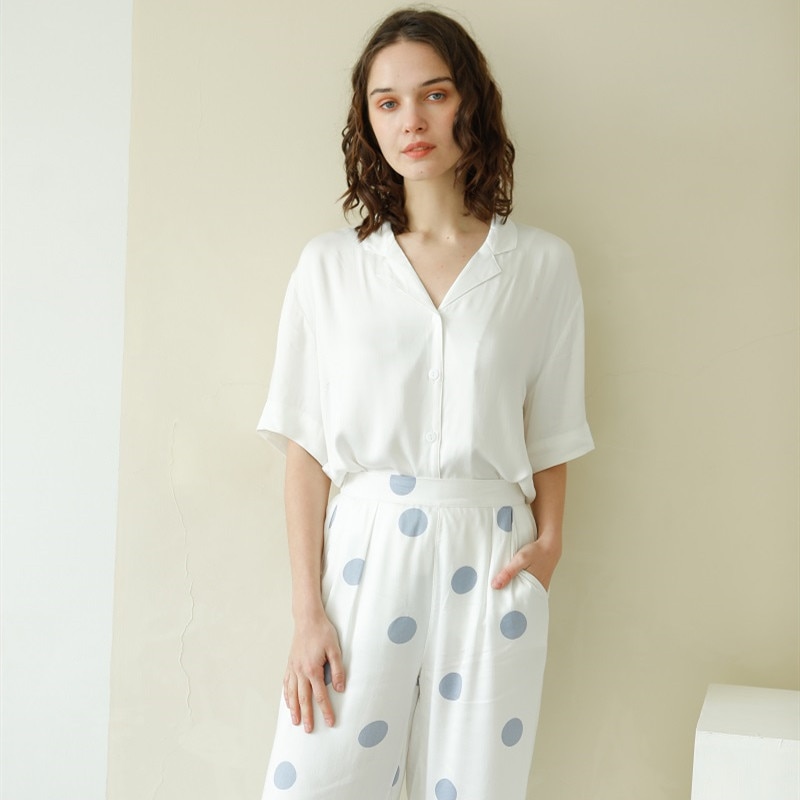 Summer Casual 100% Viscose Women&#39;s White Short Sleeve Pajama Sets Blue Dot Ankle-Length Pants Loose Comfortable Sleepwear Suits