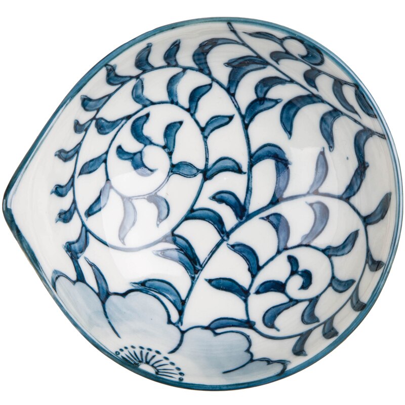 Salsas japonesas de forma especial, cuencos de inmersión, plato de salsa de ingredientes para condimentos de restaurante, tazón de sushi