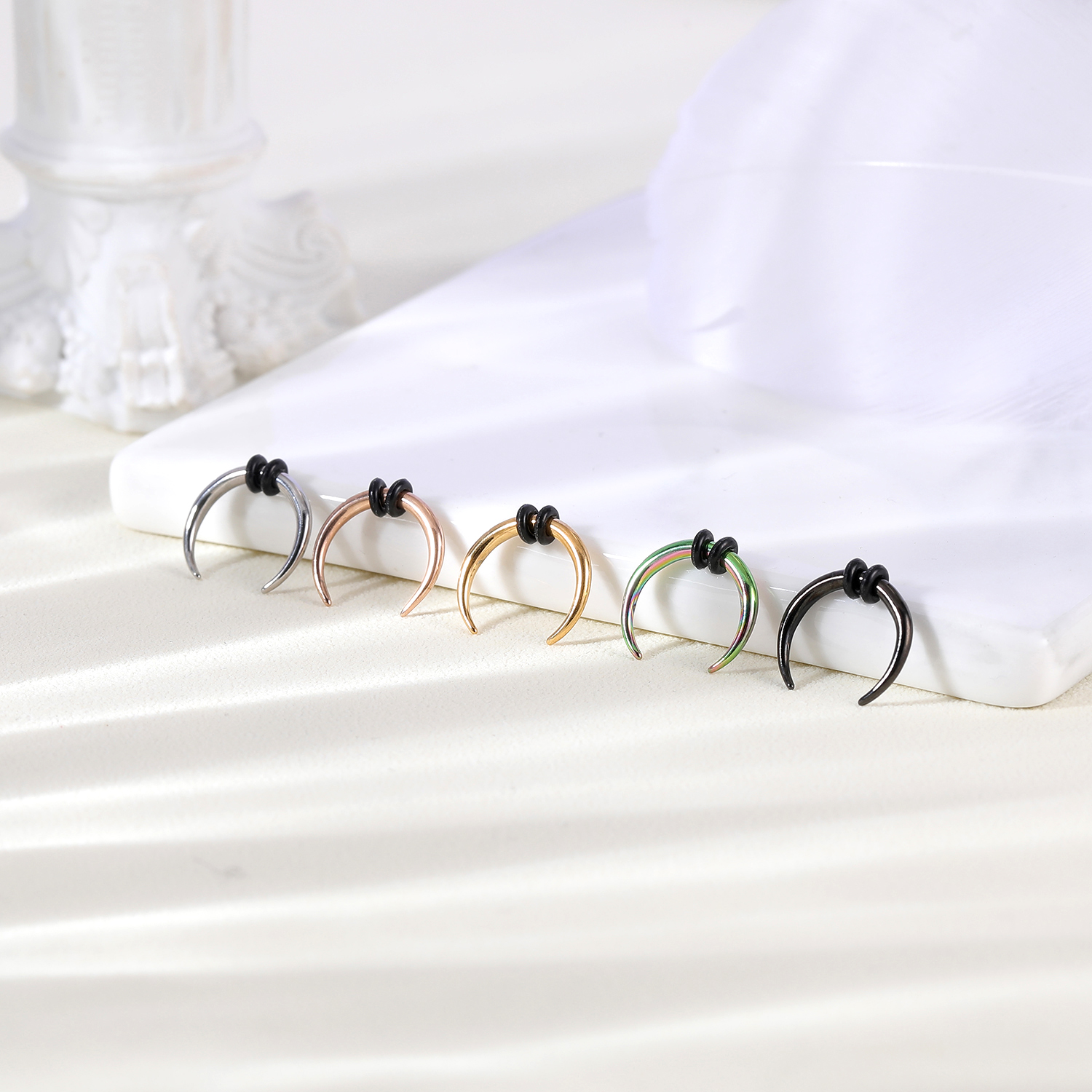1 pièce Punk corne de bœuf forme acier inoxydable Septum Piercing 14G & 16G cône civière nez anneau noir nez expanseur 8MM/10MM
