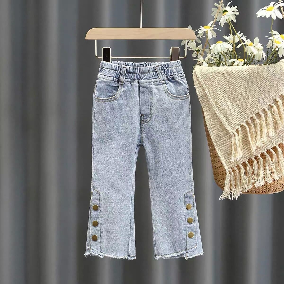 Children's Clothing Girls Jeans Spring Kids Denim Trousers for Girls Button Casual Flare Jeans 2 4 5 6 7 8 Years Old