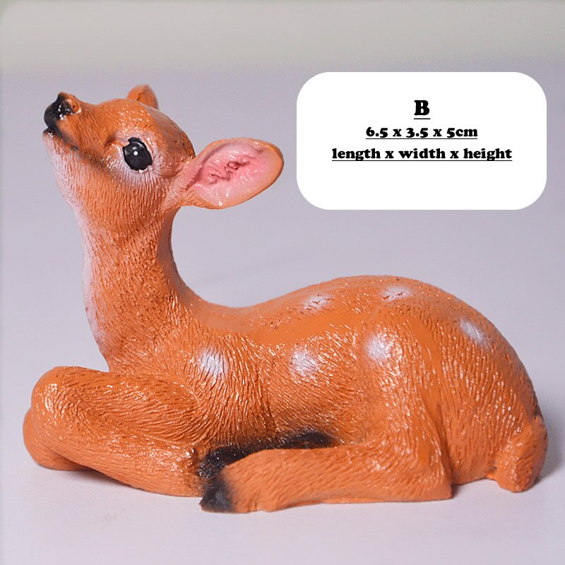 Mini Resin Cute Deer Bonsai Decoration Animal Statue Small Sika Deer Sculpture Home Office Desk Decorative Ornament Toy