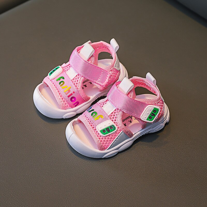 Buty dziecięce dziewczynka buciki sandały dla małych chłopców Liczba Piękne dziecięce miękkie podeszwy sandały letnie buty na plażę anty-kopnięcie STP030