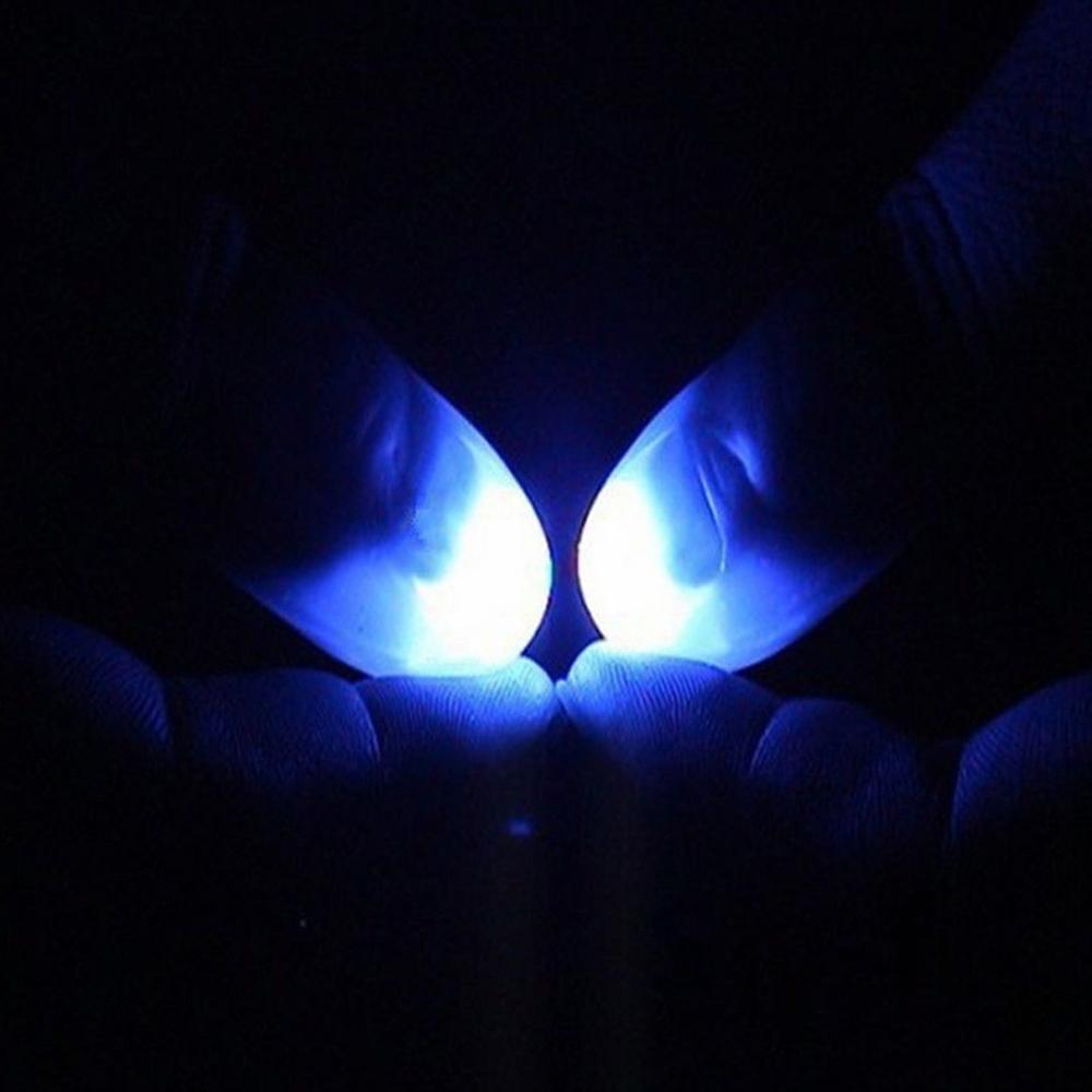 Accesorios para trucos de magia con dedos intermitentes, luz LED, 2 uds.