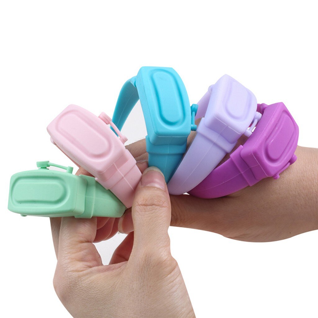 Hand Cleaning Gel Refillable Wristband Dispenser 12-13ml Capacity Wearable Small Squeezes Soap Dispenser cocina accesorio