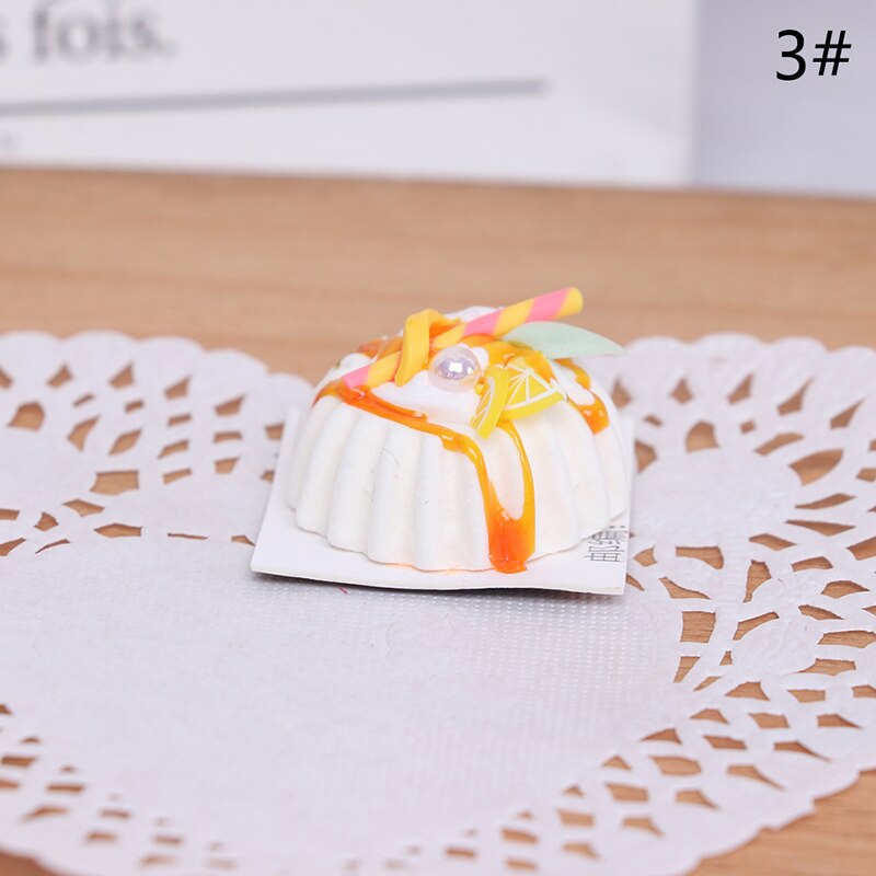 1PCS 1/12 3D Miniature Food DIY Craft For Dollhouse Mini Cute Dessert Pan Cake Stand Fruit Tray Doll Kitchen Toys: 3cm (3)