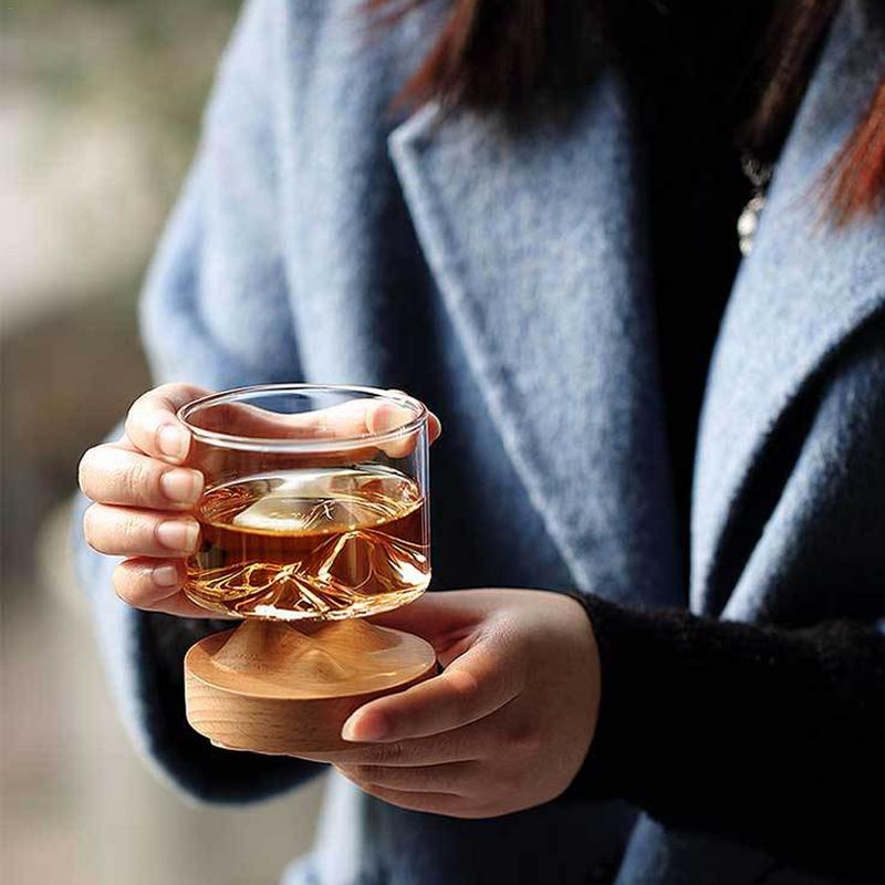 5oz bergsvinsglas med whiskyglas med träbotten japansk hushållstekopp i massivt trä