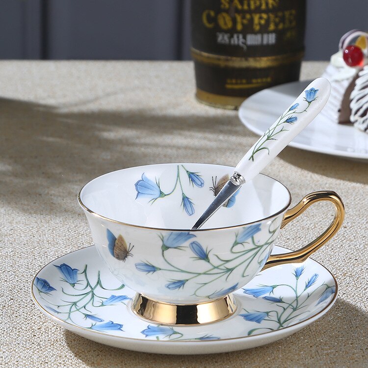 Porcelana de hueso taza de café de China y platillo de lujo de cerámica Vintage té moderno Tazas de café utensilios de cocina Tazas Para Tazas: style 6