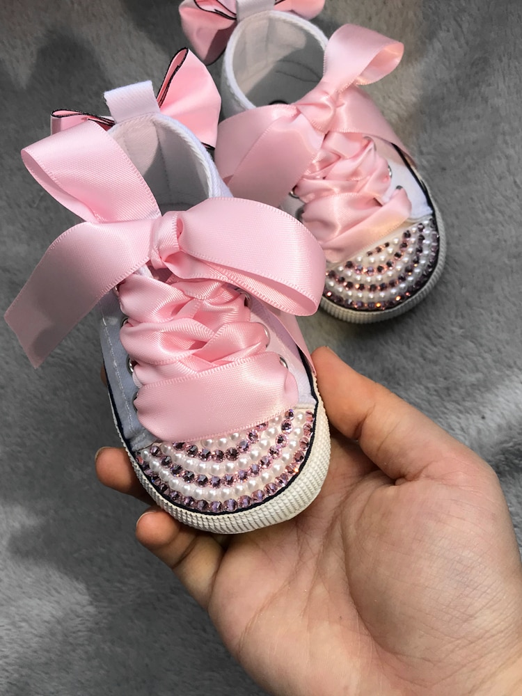 Zapatillas de deporte con perlas y diamantes para niña, zapatos de cuna con perlas brillantes, hecho a mano, de cumpleaños