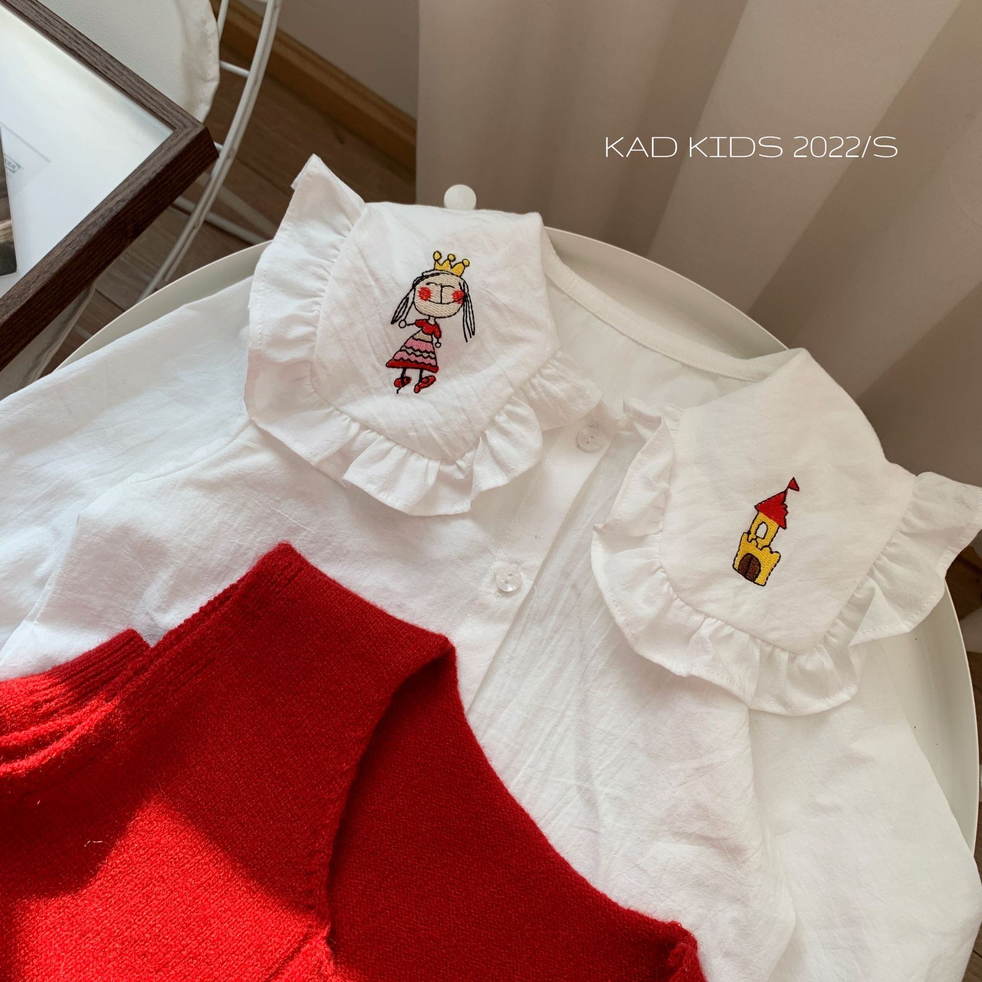 2022 Lente Kinderen Kleding Meisjes Koreaanse Revers Lange Mouwen Geborduurd Shirt Rood Vest