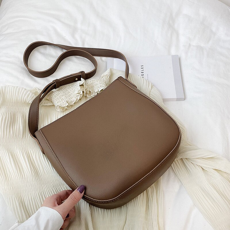 Pure color Casual Bucket bag PU Leather Women's Handbag High capacity Shoulder Messenger Bag: Dark Khaki