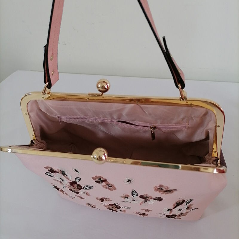 Broderie fleur baiser serrure coquille sacs en cuir PU femmes sac à main femmes sacs à main sacs à main
