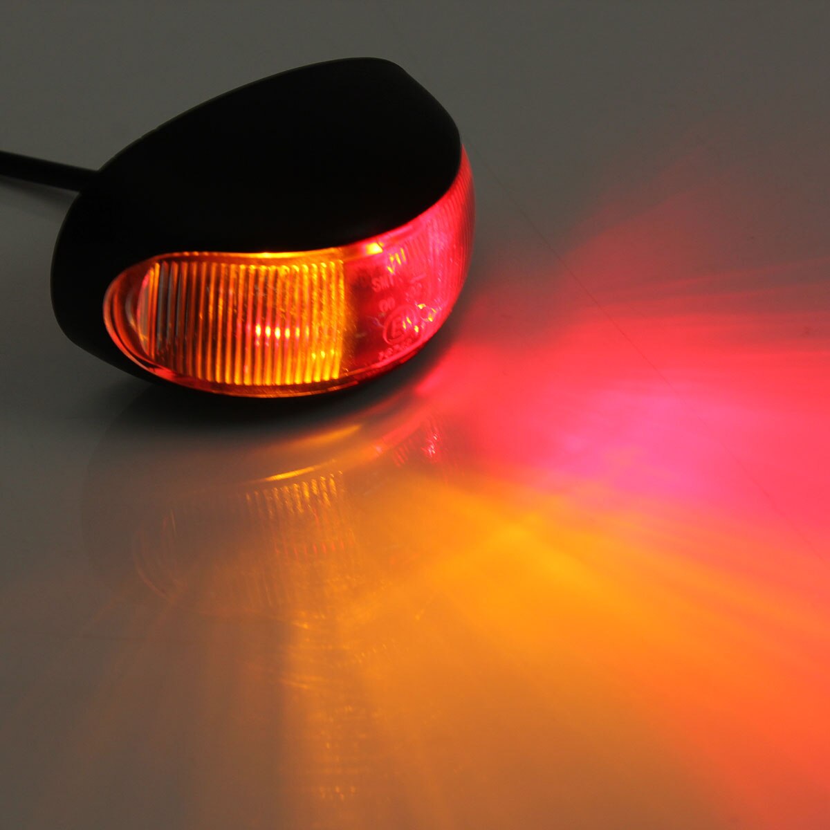 Universele 2 Led Auto Truck Rood Amber Multi-Volt Zijmarkeringslicht Lamp Indicator Richtingaanwijzers Achterlichten Parking licht Lamp