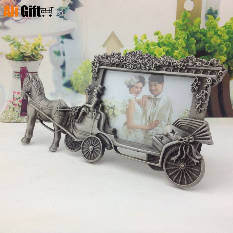 5 Inch Classic Horse Carriage Photo Frames for Picture European Metal Foto Frame Table Decor Birthday Wedding Shadow Box