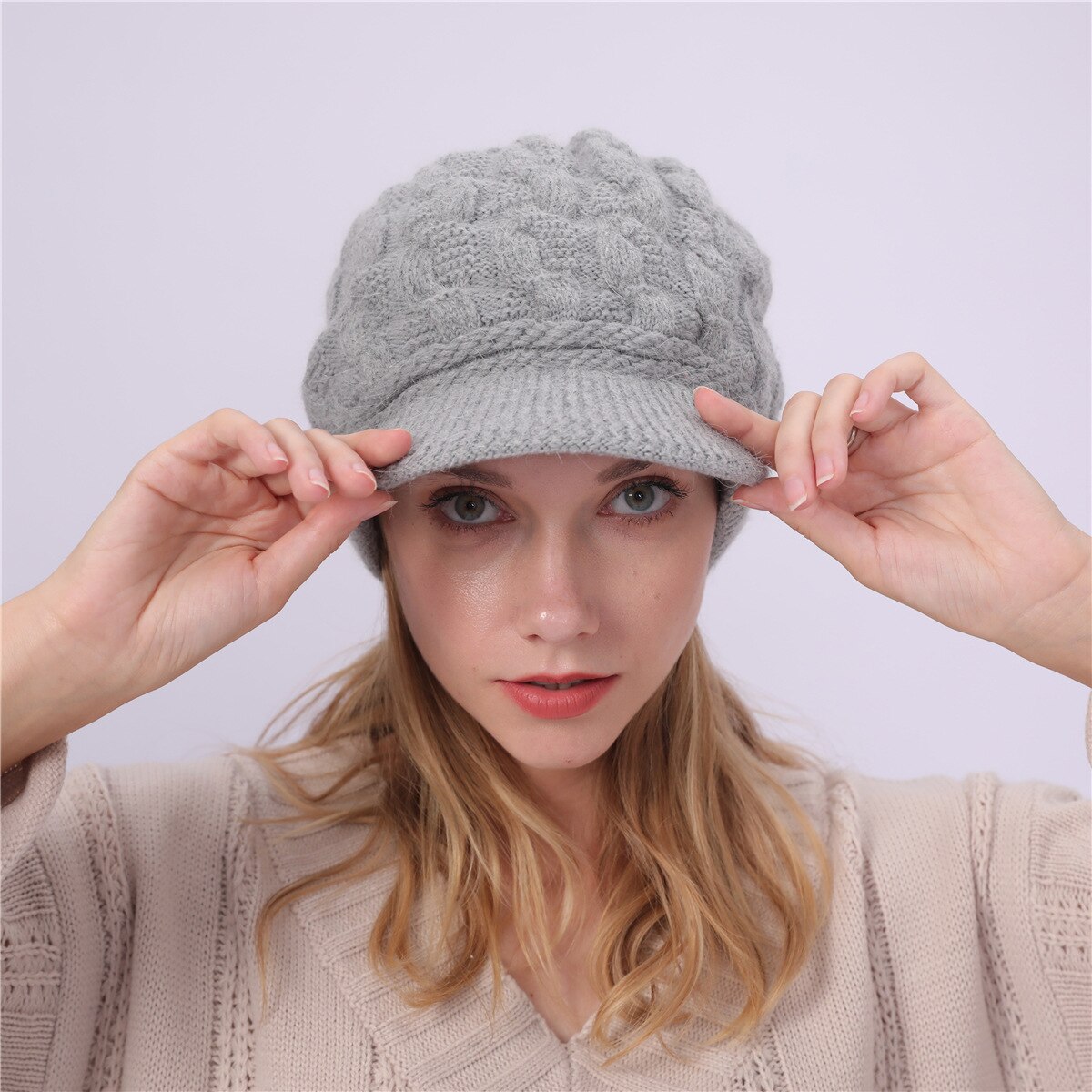 Color sólido más terciopelo lana 8 palabra Twist sombrero Otoño e Invierno de las mujeres de punto Cap