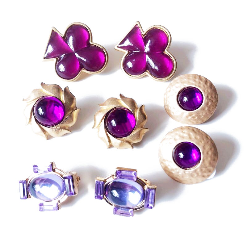 Boucles d'oreilles en résine géométrique de Styles violets