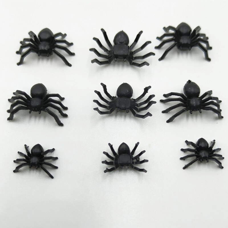 20/50pz di Halloween Decorativo Ragni incandescenza in buio Nero di Plastica ragno Giocattoli Halloween scherzo Realistico Puntelli NSV775