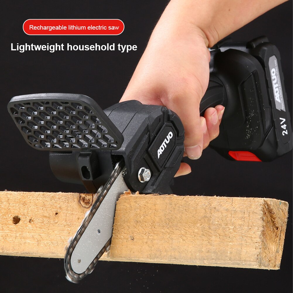 550W Chainsaw Rechargeable Chainsaw Small Handheld Chainsaw Woodworking Pruning Saw One-handed Saw Wood Garden Tool