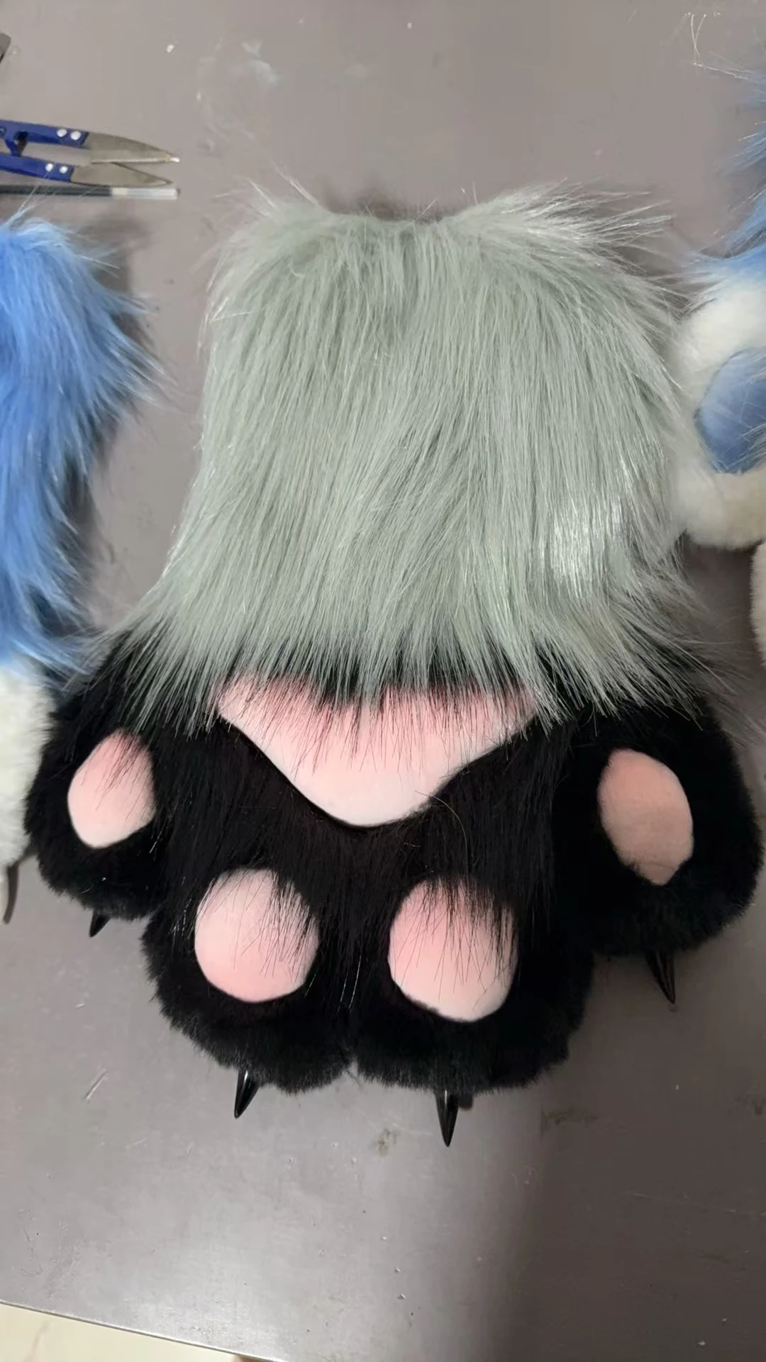 Furry Paws Gloves Fursuit Cosplay Kigurumi Cat Squawk Cartoon Plush Animal Nail Claws Full Finger Mittens Story Tell Original: black