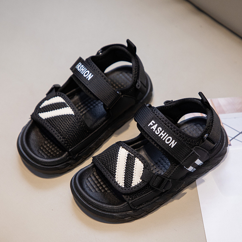 Soft Sole Anti Slip Sports Beach Shoes for Big Boys Lightweight Cozy Handsome Slippers Children Sandals for Boys Summer: black / 31