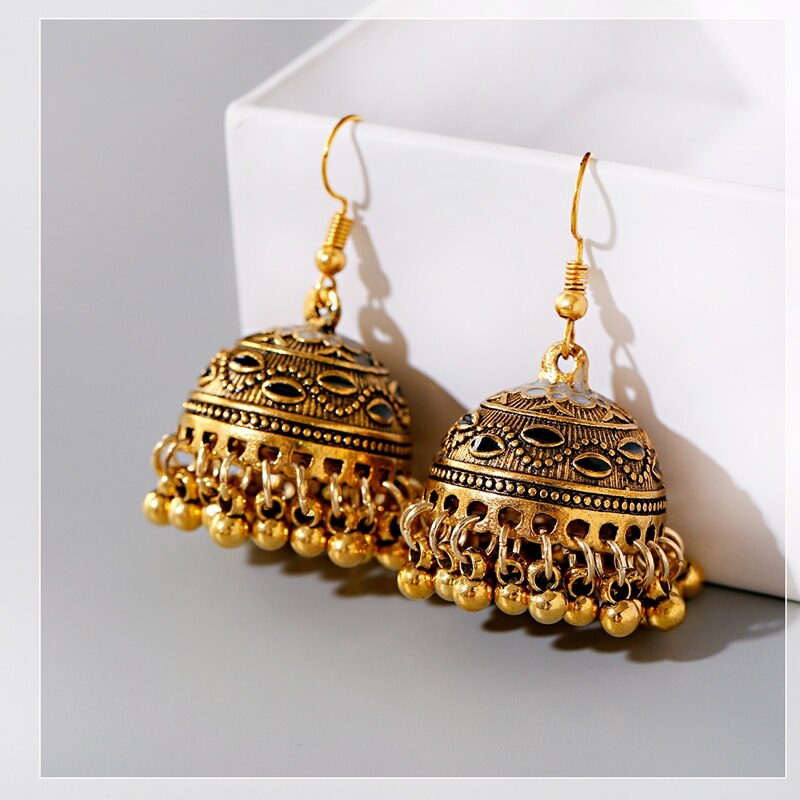 Women&#39;s Vintage Ethnic Green Gypsy Gold Indian Earrings Boho Jewelry Retro Bell Tassel Carved Ladies Jhumka Earrings