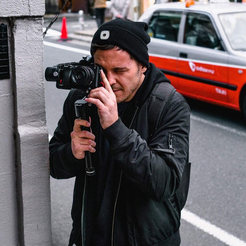 Gorro de lana con luz LED para hombre y mujer, gorro con faro LED brillante recargable, gorros de punto cálidos para invierno, para correr y hacer senderismo