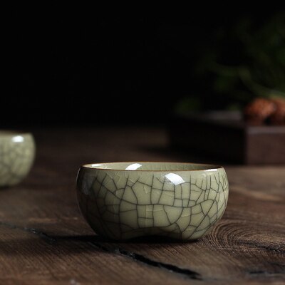SINLE Porzellan-Aschenbecher – Handgefertigter Longquan Seladon, 12,7 Cm Durchmesser, Grün Mit Pflaumenblüten-Relief