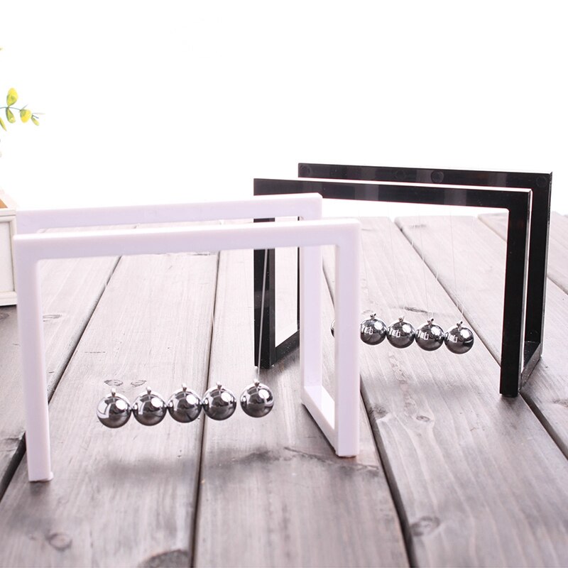 Newton balls vagga balans boll newtons pendel ornament hem dekorationer skrivbord dekoration leksak svart