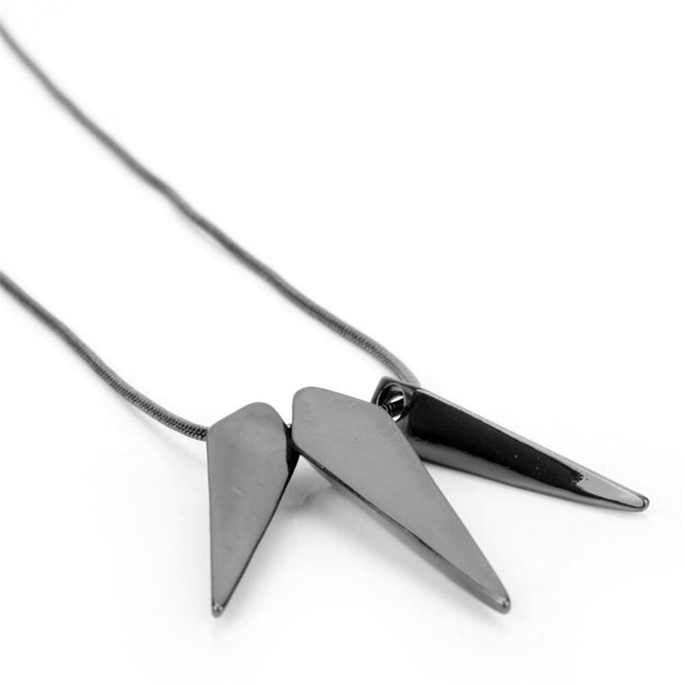 retro movie peripheral black panther with the same wolf tooth necklace men domineering hip-hop party pendant
