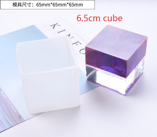 15CM Large Pyramid Resin Mold Big Pyramid Form For Candles Silicone Mold Epoxy Resin Mould Concrete Casting Cement Gypsum Form: 6.5cm cube