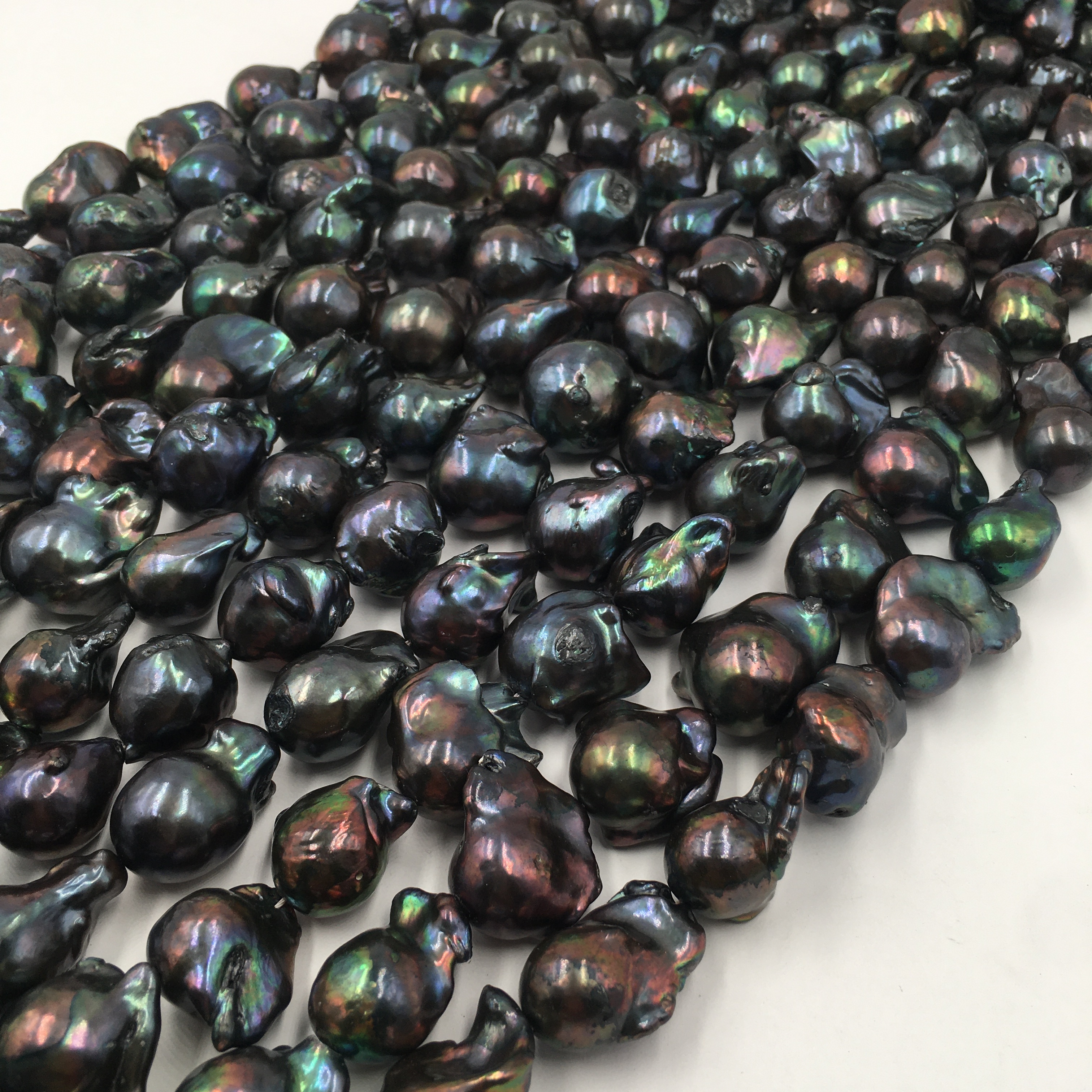 Perle d'eau douce ample 16 pouces, avec brin de forme baroque, grande perle de 13-17mm x 20-30mm, 100% Noir mourant, couleur noire