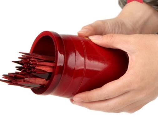 Draw lots from tubular Zhouyi 64 lots from Guanyin 100 lots to send detailed explanatory books to temples for signing hexagrams