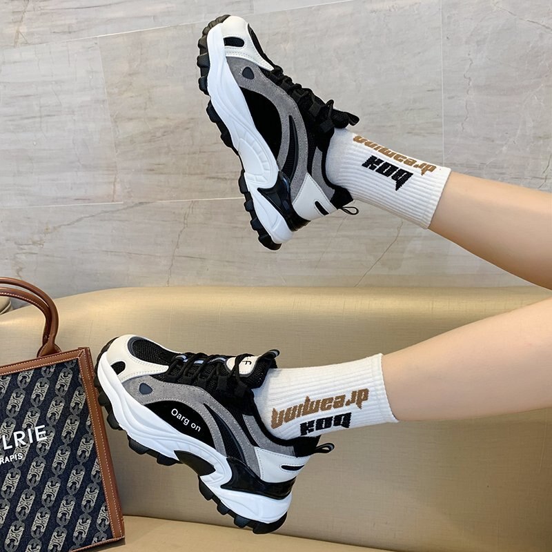 Dames casual herfst winter sneakers dames vulkaniseren comfortabele schoenen dames ademend lichtgewicht hardloopschoen zwart