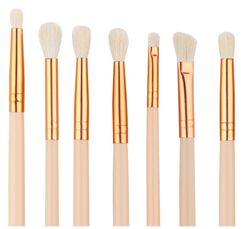 12Pcs Eyes Makeup Brushes Set Wood Handle Eyeshadow Eyebrow Eyeliner Blending Powder Smudge Brush