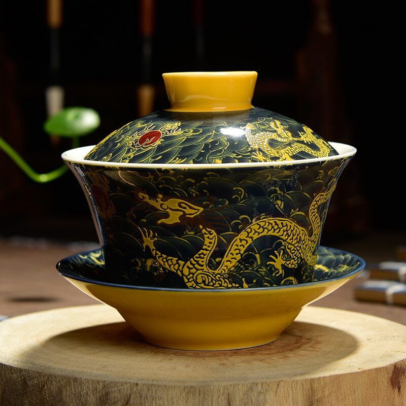 Retro Dragon Tea Maker Chinese Gaiwan Tea Cup 200ml Tureen Jingdezhen White and Blue Porcelain Teaware Cups and Saucer Sets