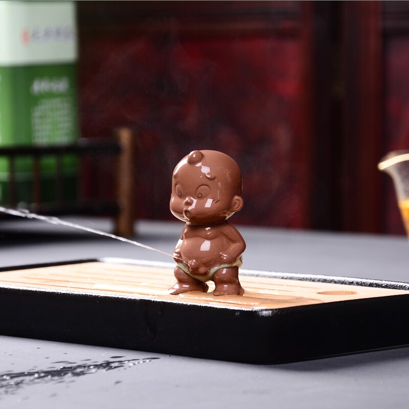 Tea Pets Ornament Chinese Folk Art Purple Clay Home Decoration Figurines Little Monk Baby Boy Spray Pee Crafts